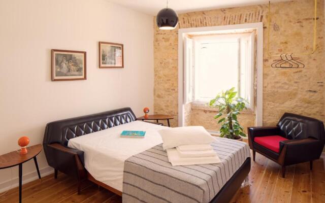 Lisbon Calling Rooms & Studio