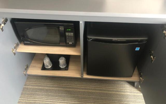 Country Inn & Suites by Radisson, Wichita East, KS