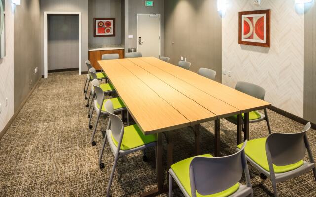 SpringHill Suites by Marriott The Dunes On Monterey Bay