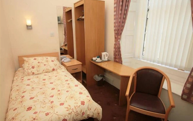 McLays Guest House