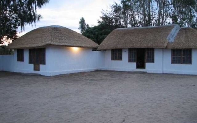 Fish Eagle Bay Lodge