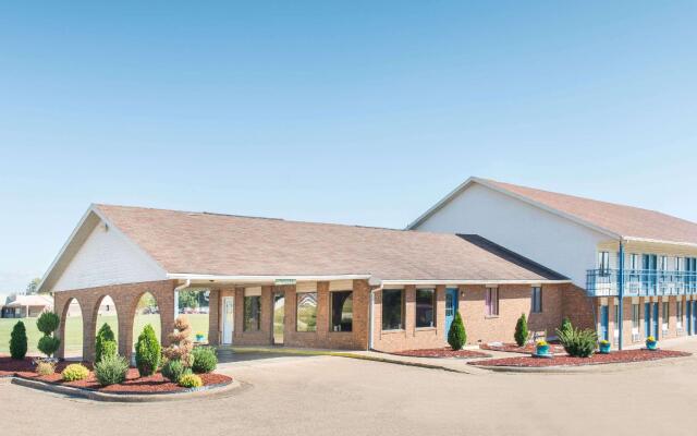 Days Inn by Wyndham Mountain Grove