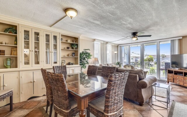 Dolphin Point 202a 2 Bedroom Condo by RedAwning