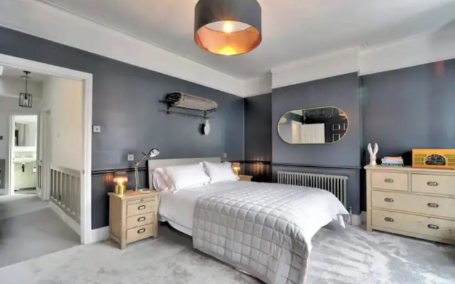 Stunning House in Leigh-on-sea