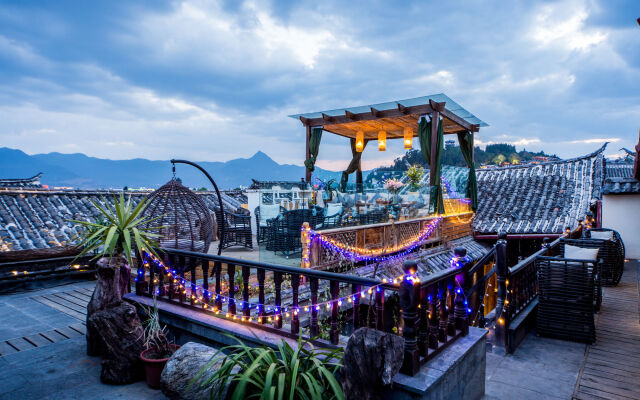 Lijiang Wengjia Dayuan