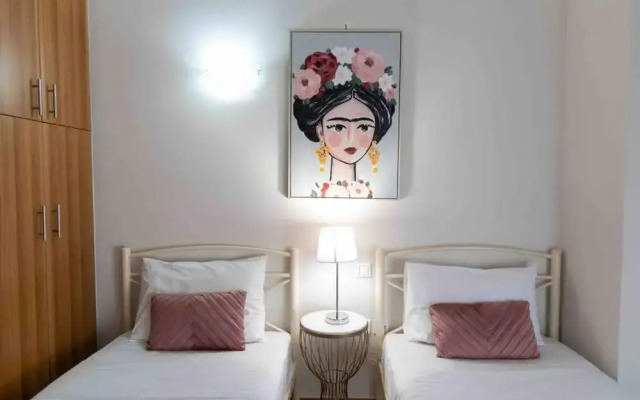 Petralona Amazing 2 bd Flat