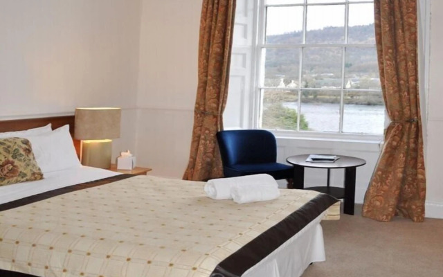 Atholl Arms Hotel