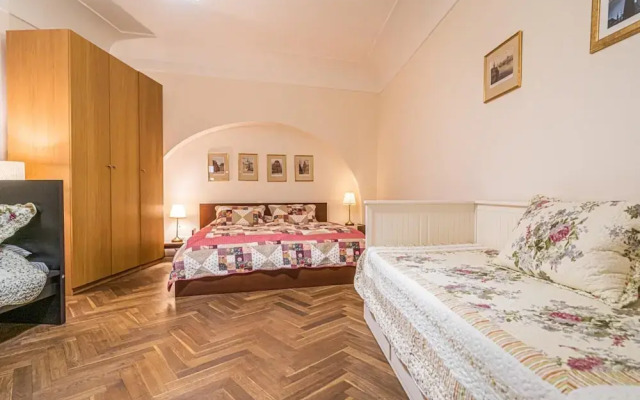 Prague Charm Apartment in Mala Strana