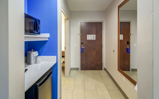 Holiday Inn Express & Suites Foley by IHG