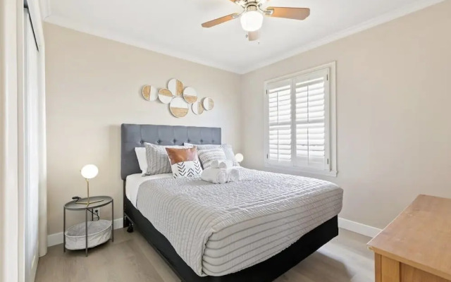 @ Marbella Lane - Modern Refreshing Home