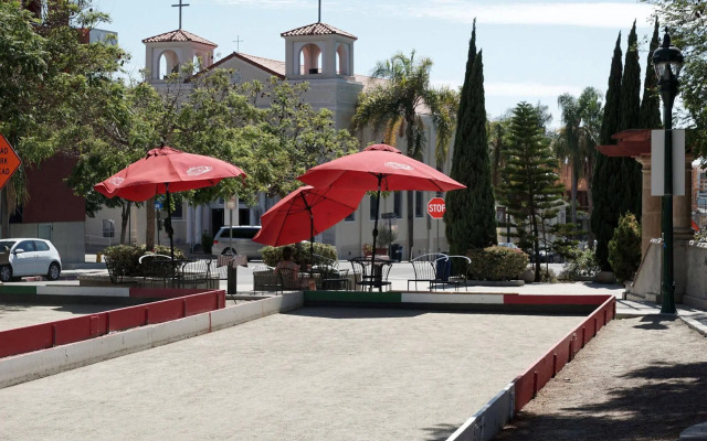 Urban Boutique Hotel