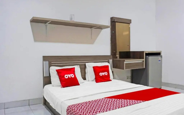 OYO 91889 Kramat Residence