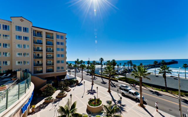 Club Wyndham Oceanside Pier