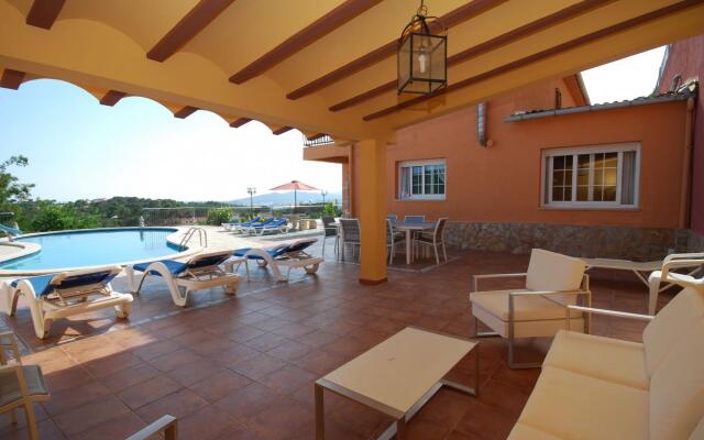 Beautiful Villa in Blanes With Private Swimming Pool
