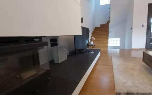 GTD35501 - Unique Villa in Voula Riviera