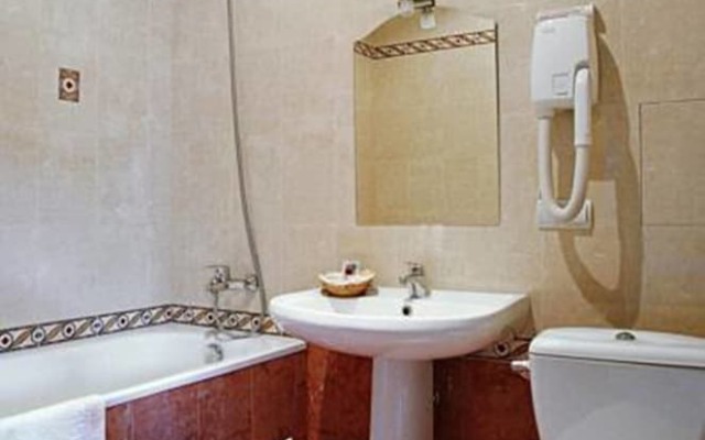 ZS Club Hotel