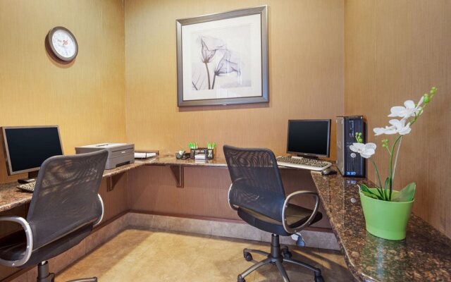 Holiday Inn Express Richmond - Midtown by IHG