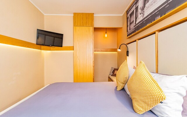 Mi Zona Lodging A14