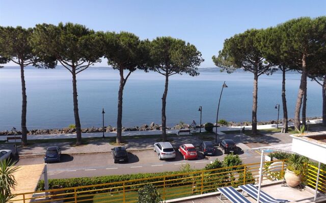 La Terrazza sul Lago