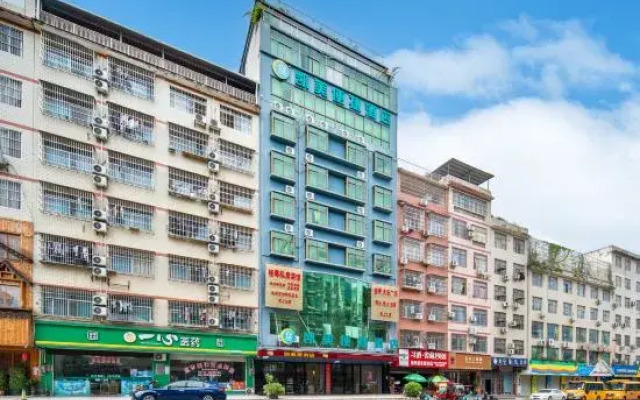 Kaimei Convenience Hotel (Nanning Jinxiang Avenue Subway Station)
