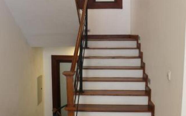Yoho Wincare GuestHouse