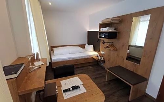 Landgasthof - Hotel Dorflinde