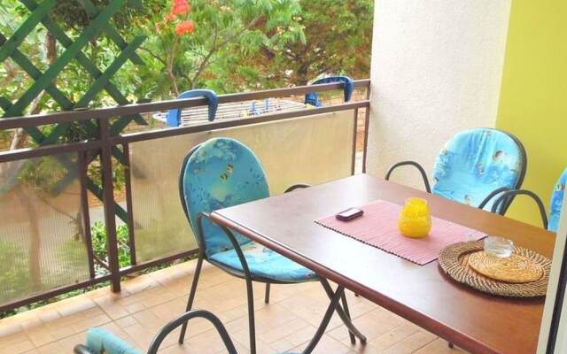 Floral Apartments Yazzy 1