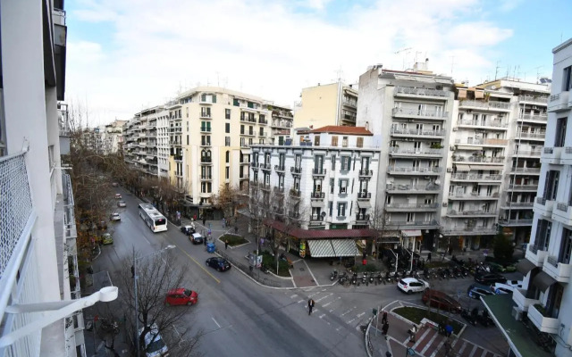 Porto Sea View Apartments - Tsimiski 78