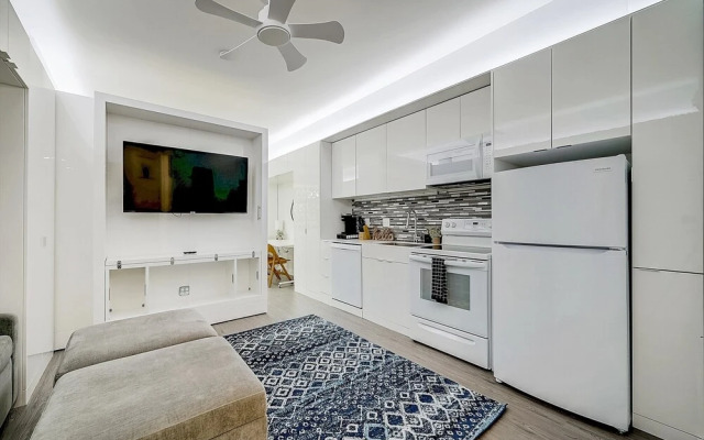 FRONTDESK Tremont Oaks Micro Apts Cleveland