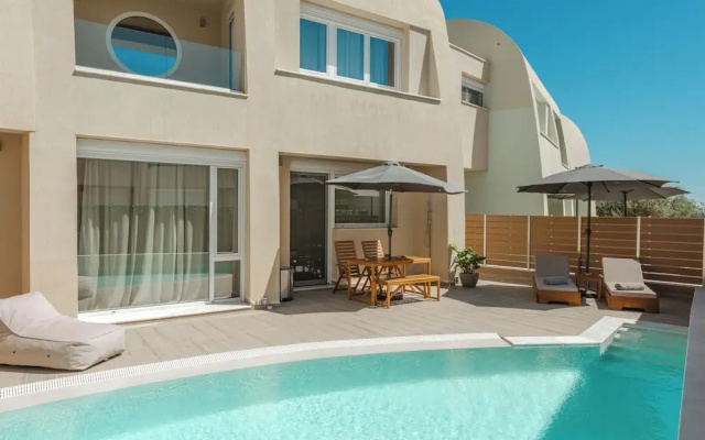Tortuga Luxury Villas