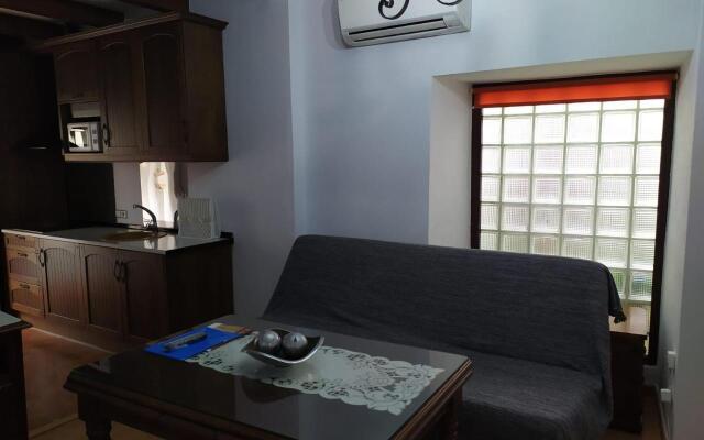 Alojamientos Turísticos Delgado