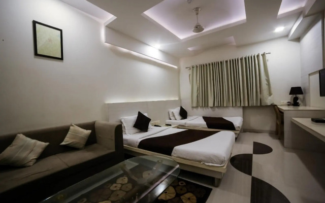 Hotel Somdeep Palace