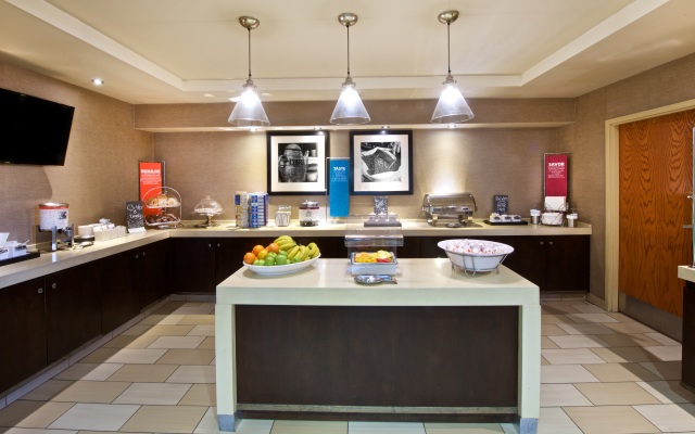 Hampton Inn & Suites N. Ft. Worth-Alliance Airport