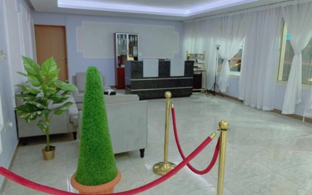 Al Muteb Suites Al Yasmeen