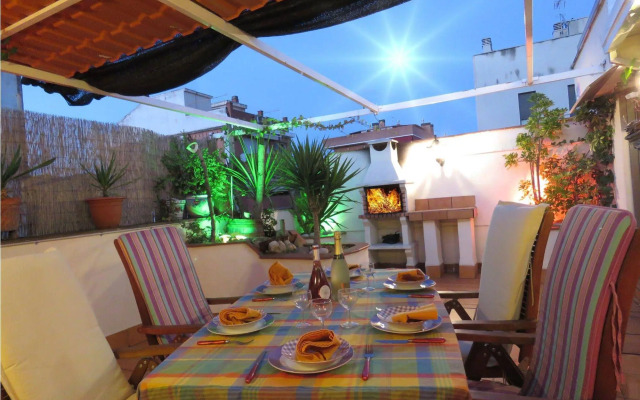 Apartamentos Ático Airport Barcelona, Terraza y Barbacoa