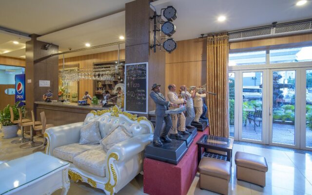 Eden Plaza Danang