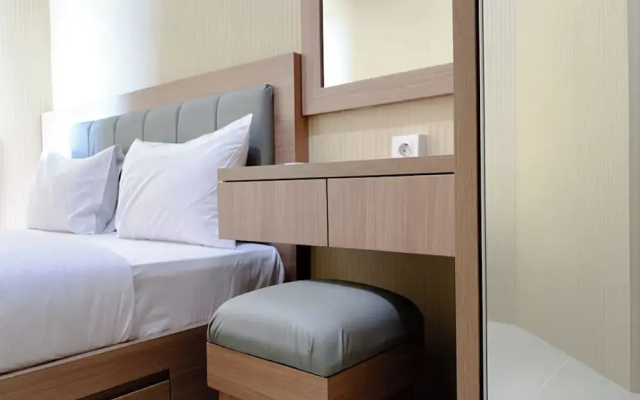 Minimalist And Enjoy Living 1Br Vasanta Innopark Apartment