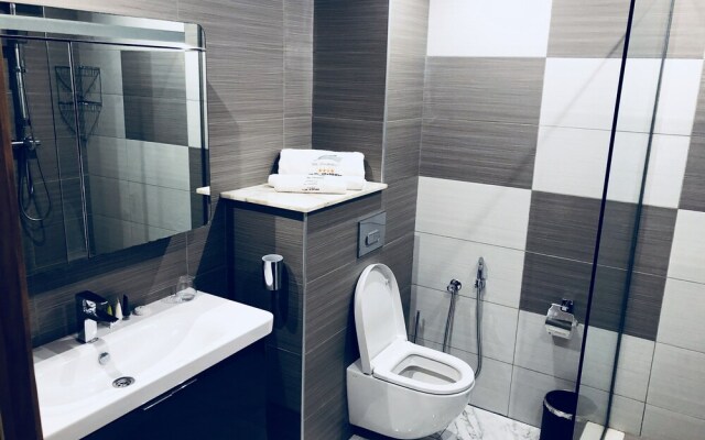 The Streamliner Hotel Apartment