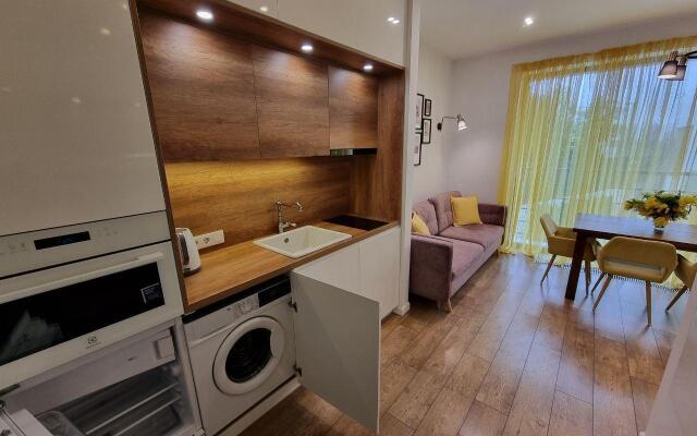 Apartments on Voroshilovgradskaya street 2D building 1