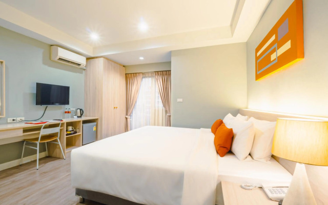 iCheck Inn Residences Sathorn