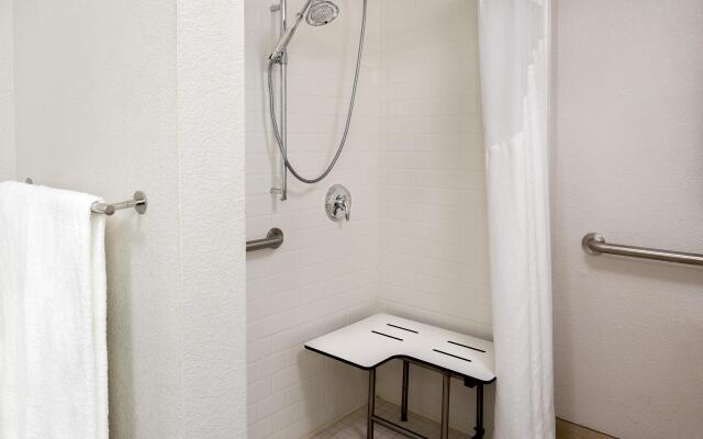 Holiday Inn Express Chesapeake - Norfolk