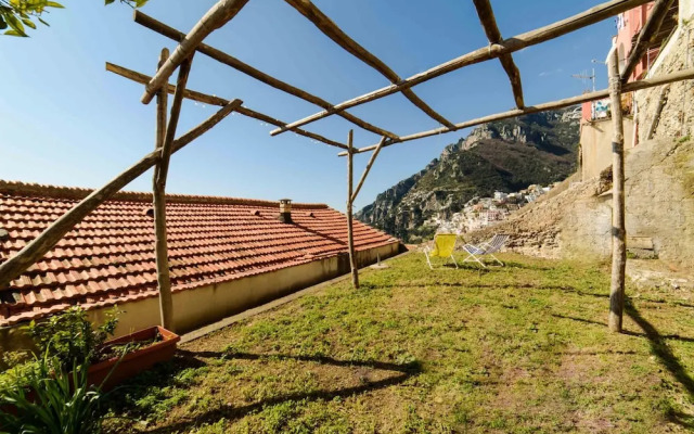 Romantic Antica Sponda