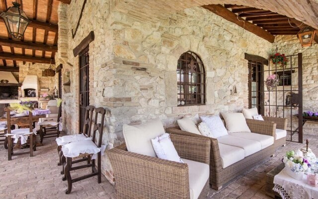 Rose Tower 6 2 in Rome