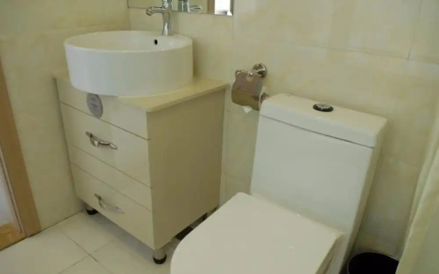 Days Inn Frontier Qingdao Airport