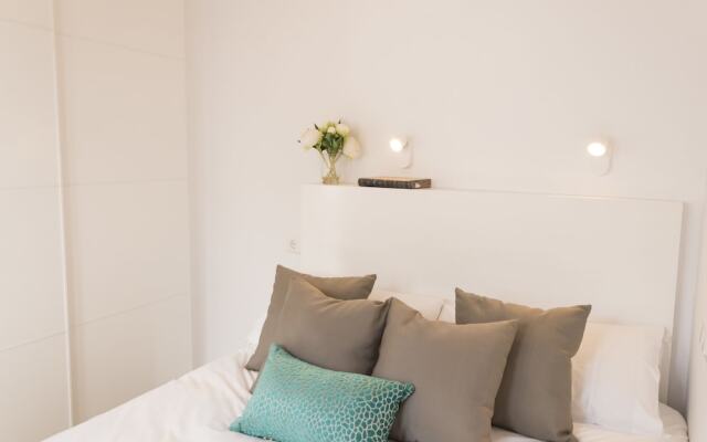 Living4malaga Atico Cervantes