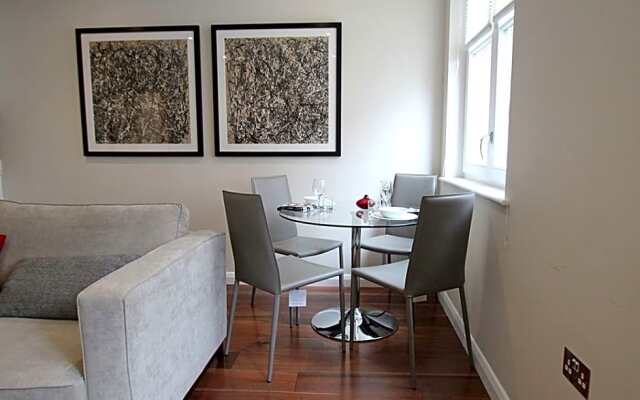 One Bedroom Serviced Apartment in Holborn, Chancery Lane