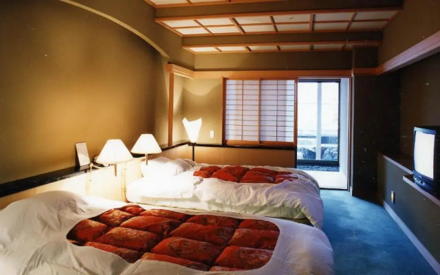 Yamaumi Onsen Shyuku Kaifuu