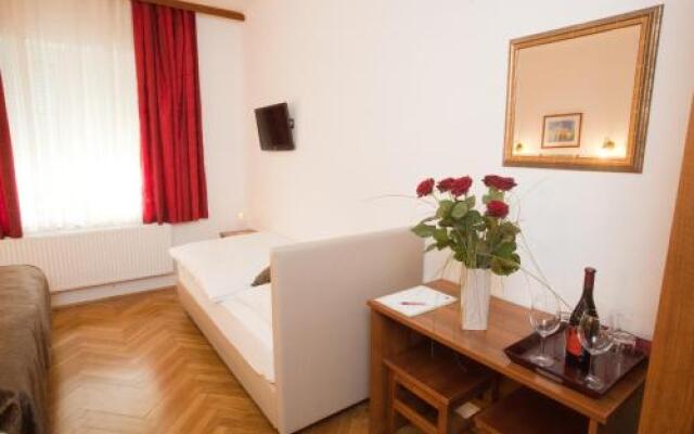 Alo Rooms Vrbinc B&B Ljubljana