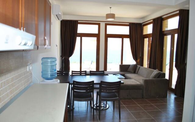 Villa Blue Ocean by Amy Villa