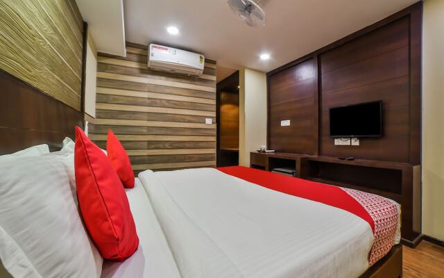 OYO 4668 Hotel Ocean Residency